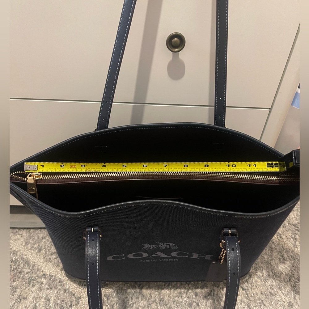 Coach denim and leather large tote bag EUC - Picture 16 of 16